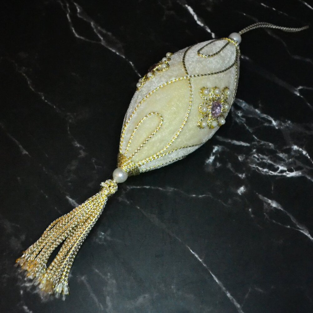 Set Of 3 Victorian Inspired Design Christmas Tree Ornaments Holiday Decor - Picture 6 of 6